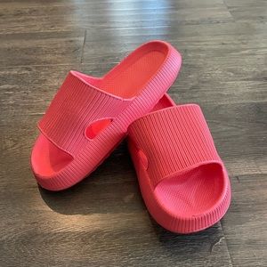 Bright Coral Cloud Slip Ons! NWOT! Size 38/39 (US 7/8)